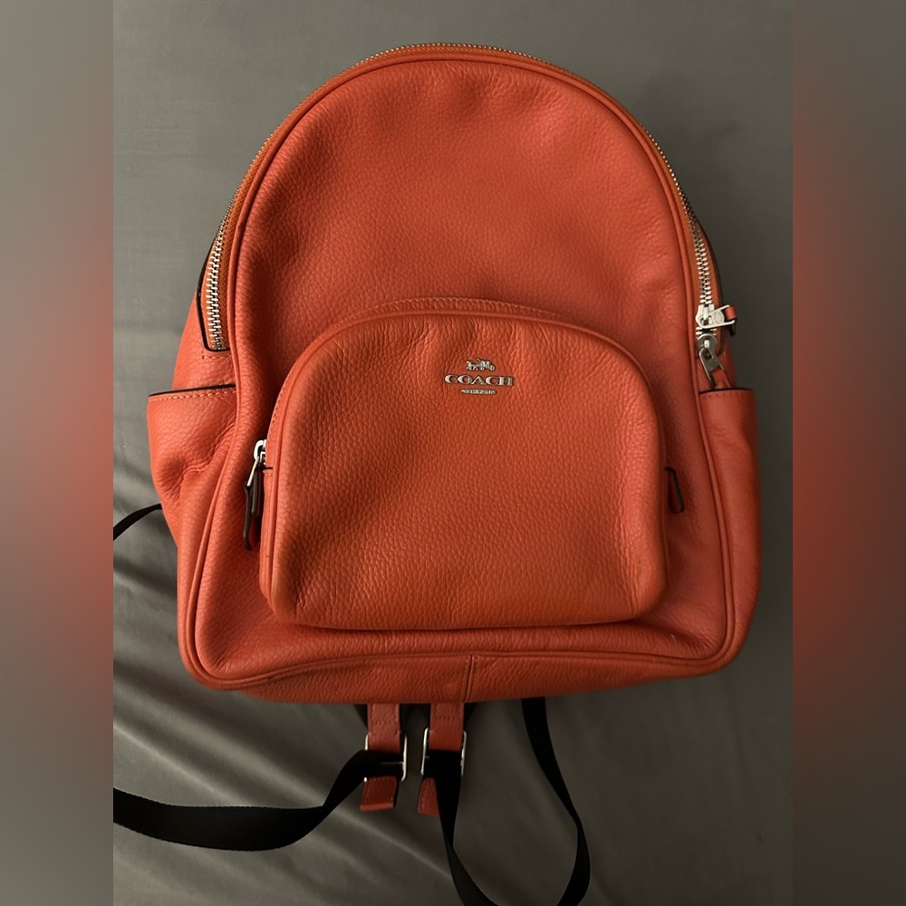 Peach 🍑/ Orange Coach backpack 🎒